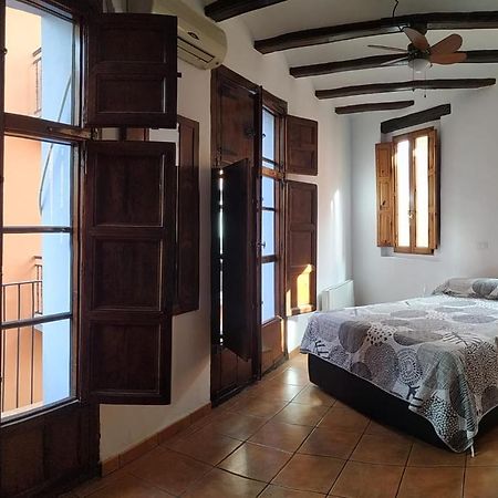 Ferienwohnung Bonito Apartamento Con Encanto En Casco Antiguo Ron 7 Valenciayole Exterior foto