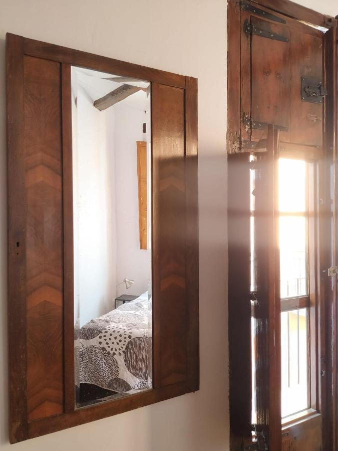 Ferienwohnung Bonito Apartamento Con Encanto En Casco Antiguo Ron 7 Valenciayole Exterior foto