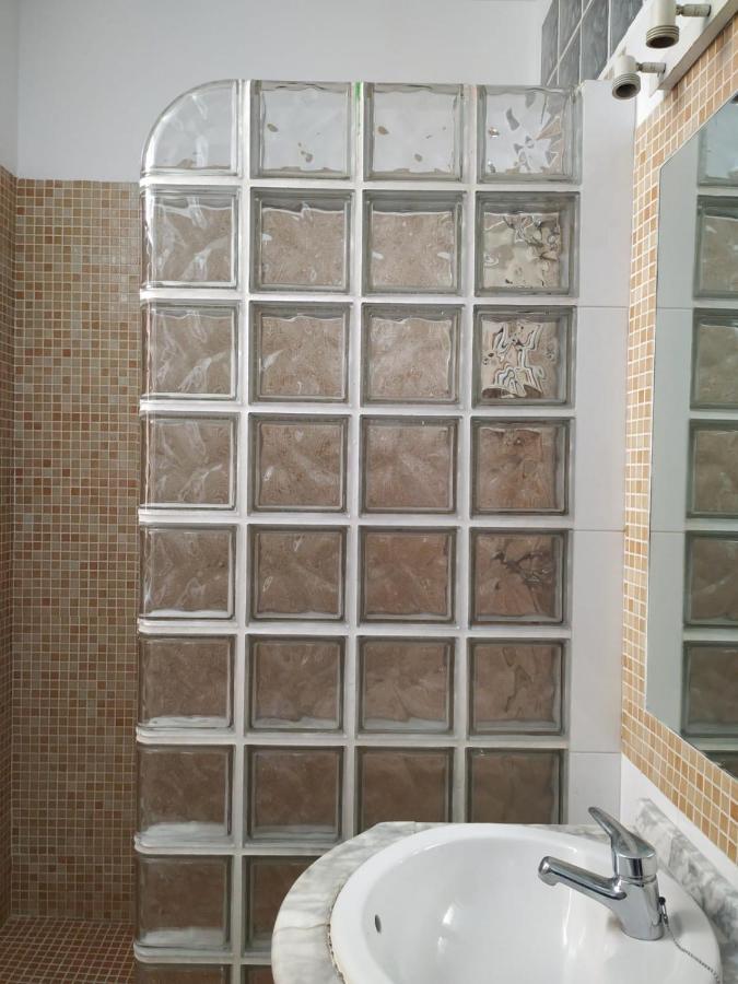 Ferienwohnung Bonito Apartamento Con Encanto En Casco Antiguo Ron 7 Valenciayole Exterior foto